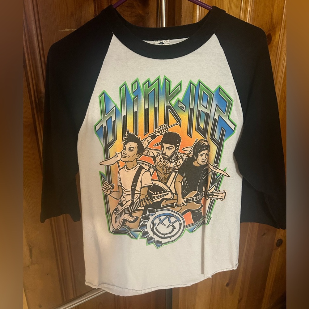 Vintage 2009 Concert Tour Blink 182 Baseball Shirt